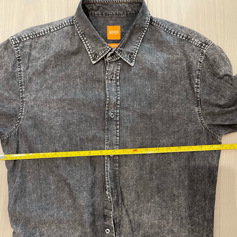 Hugo Boss Button Up - Picture 8 of 8